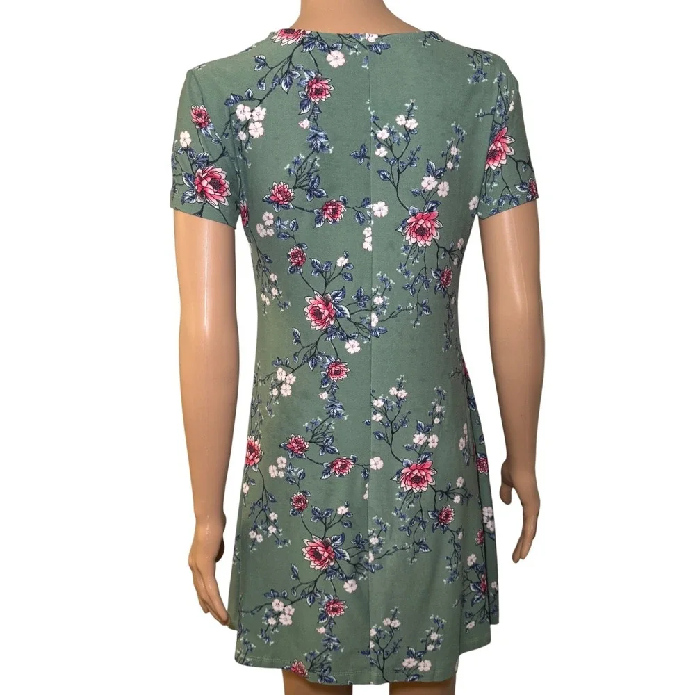 Rue 21 Spring Green‎ Floral Print T-Shirt Dress Size Small Lattice chest